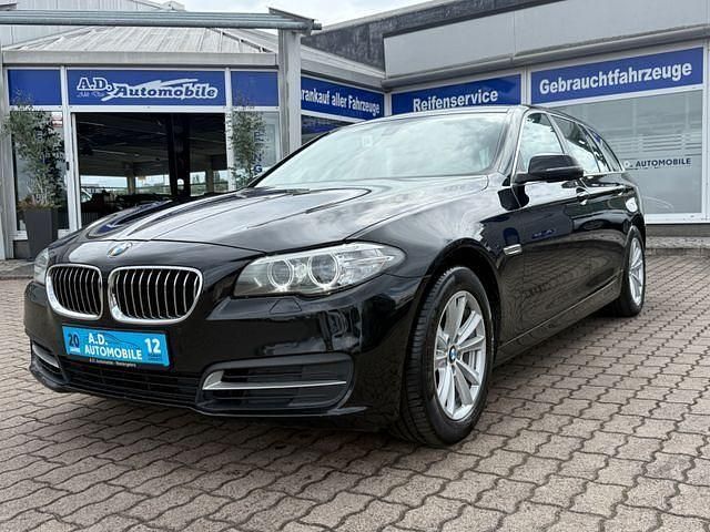 Schwarz Gebraucht 2015 BMW 520 Comfort Edition Kombi | 12.990 € (Guter Preis) - Bild 1/4