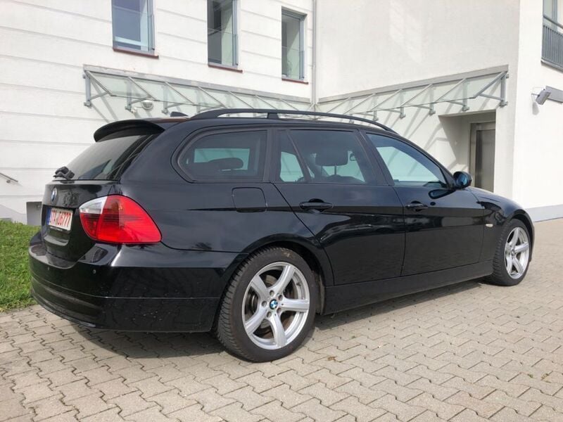 Gebraucht BMW 320 Advantage 163 PS (119 kW) 2007 Schwarz Kombi
