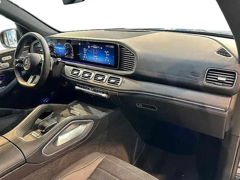 Gebraucht Mercedes GLE450 AMG 367 PS (269 kW) 2025 Obsidianschwarz metallic SUV