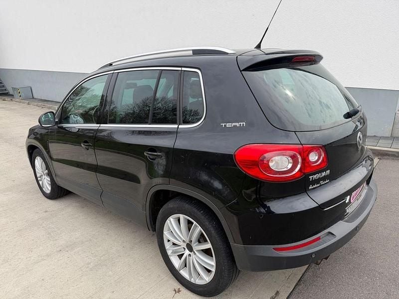 Gebraucht VW Tiguan Team 140 PS (102 kW) 2011 Schwarz SUV
