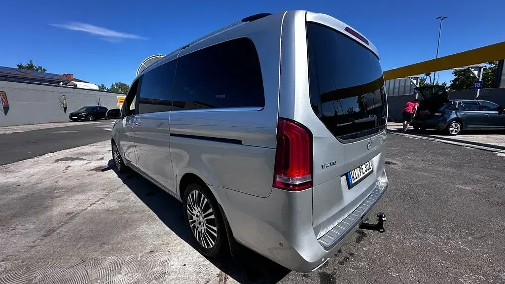 Gebraucht Mercedes V250 Avantgarde 190 PS (139 kW) 2014 Silber Van / Kleinbus