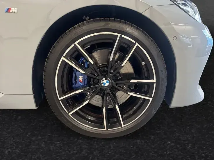 Gebraucht BMW M240i M Sport 374 PS (275 kW) 2025 Brooklyn grau metallic Coupé