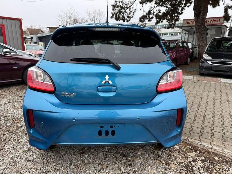 Gebraucht Mitsubishi Space Star 71 PS (52 kW) 2021 Blau Limousine