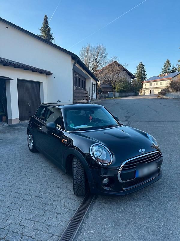 Gebraucht Mini Cooper 102 PS (75 kW) 2015 Schwarz Kleinwagen