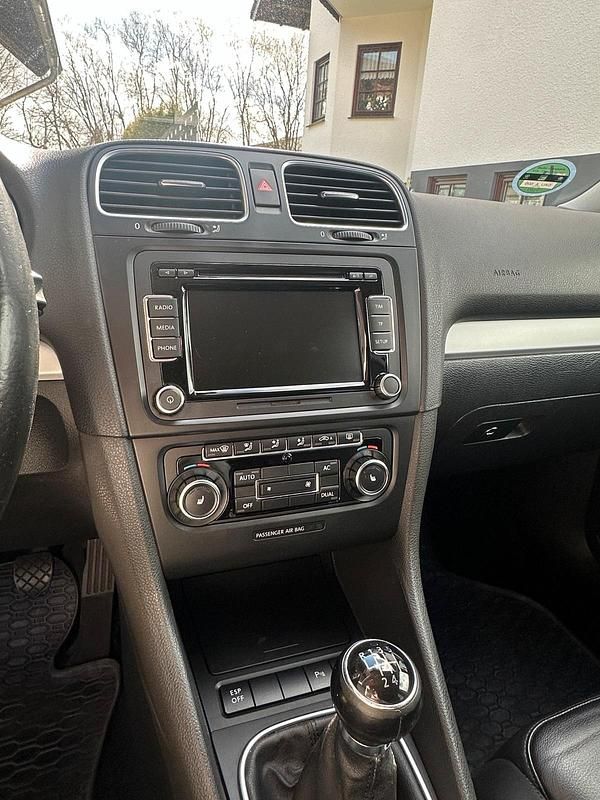 Gebraucht VW Golf VI 122 PS (89 kW) 2009 Schwarz Kleinwagen