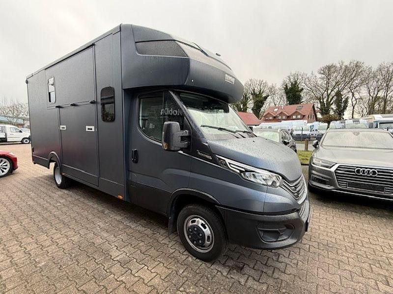 Gebraucht Iveco Daily 207 PS (152 kW) 2025 Grau matt Van
