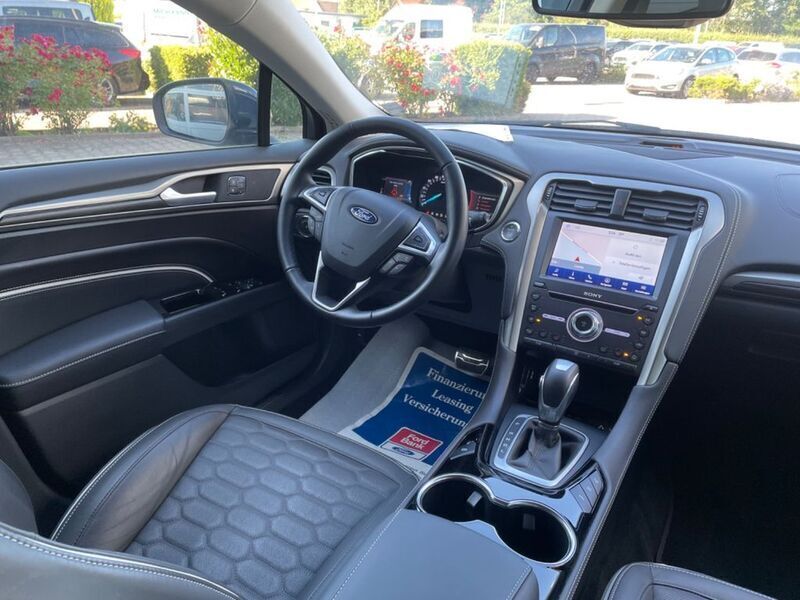 Gebraucht Ford Mondeo Vignale 188 PS (138 kW) 2021 Panther blau Kombi