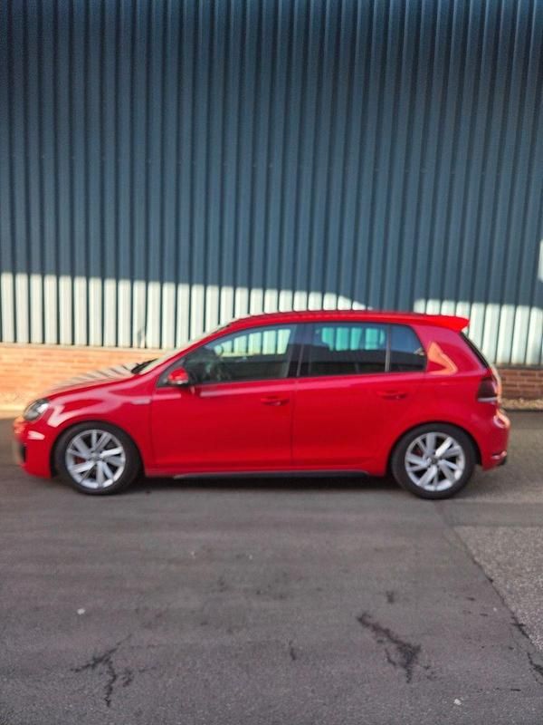 Gebraucht VW Golf VI GTI 211 PS (155 kW) 2009 Rot Kleinwagen