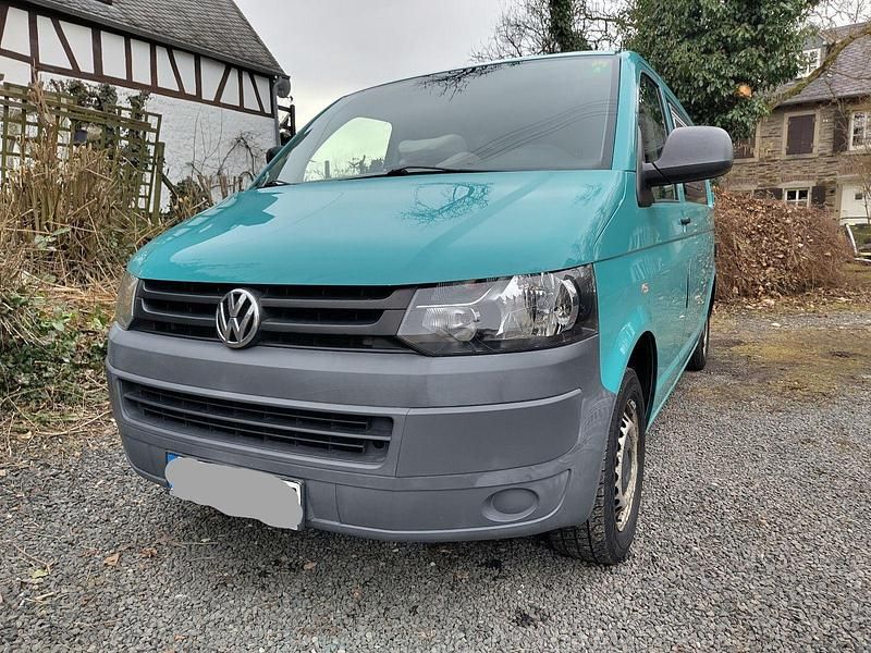 Usata VW T5 140 CV (102 kW) 2013 Blu Furgone