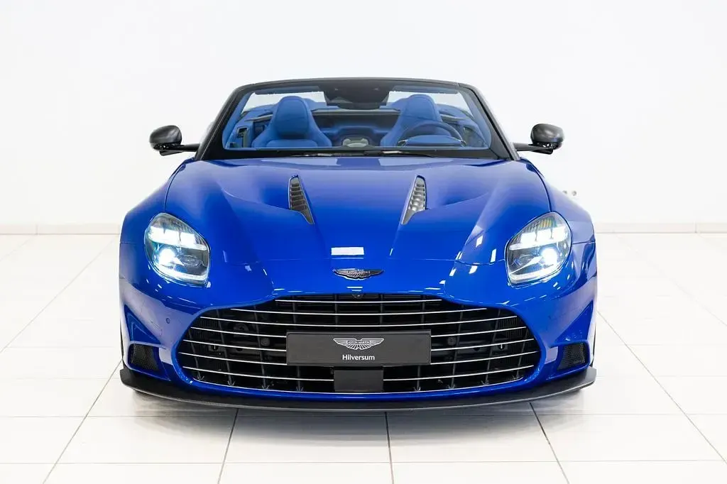 Gebraucht Aston Martin Vanquish 835 PS (614 kW) 2025 Blau Cabrio