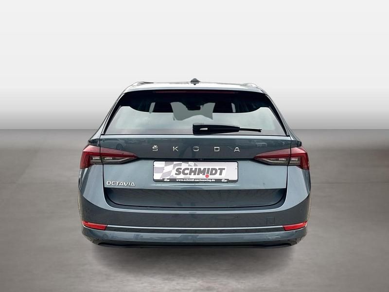 Gebraucht Skoda Octavia Style 150 PS (110 kW) 2021 Grau Kombi