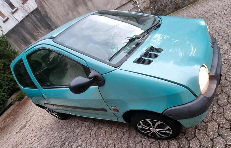 Second-hand Renault Twingo 2000 Verde Hatchback