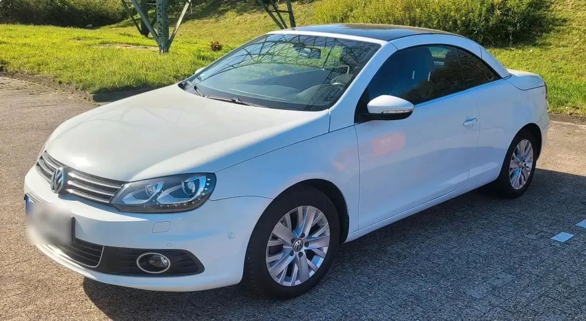 Gebraucht VW Eos 122 PS (89 kW) 2015 Weiß Cabrio