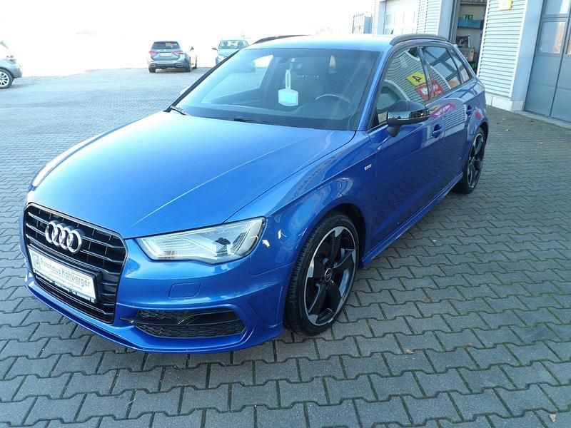 Blau Gebraucht 2016 Audi A3 S-Line Kombi | 14.250 € (Superpreis) - Bild 1/4