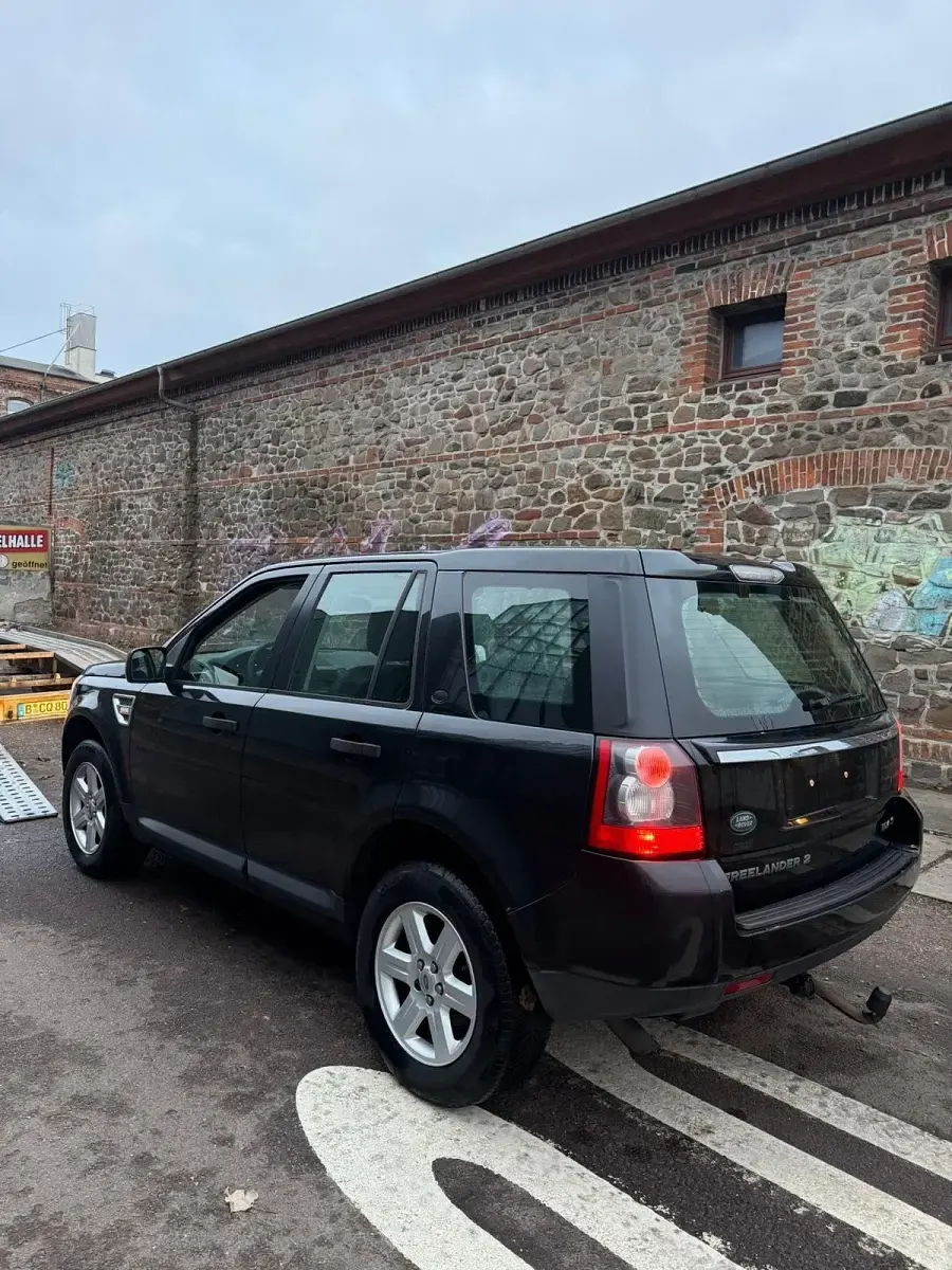 Gebraucht Land Rover Freelander 2 150 PS (110 kW) 2012 Schwarz SUV
