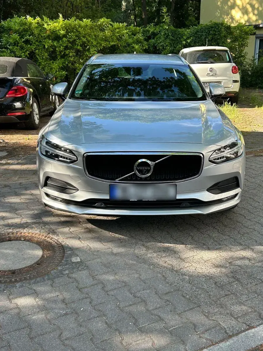 Gebraucht Volvo V90 Momentum 190 PS (139 kW) 2017 Silber Kombi
