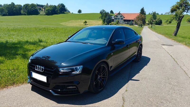 Schwarz Gebraucht 2016 Audi A5 Sportback Exclusive Limousine | 21.490 € - Bild 1/4