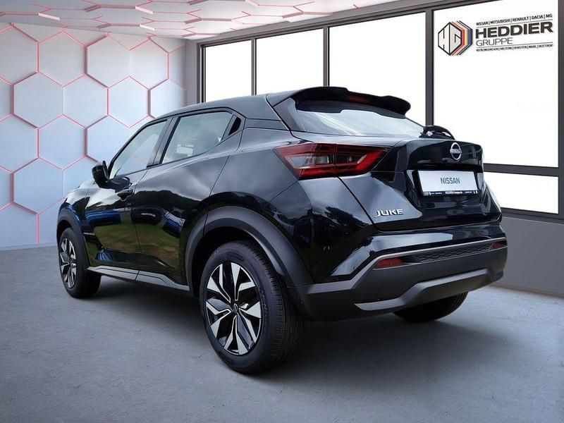 Neu Nissan Juke Acenta 114 PS (83 kW) 2025 Pearl black SUV