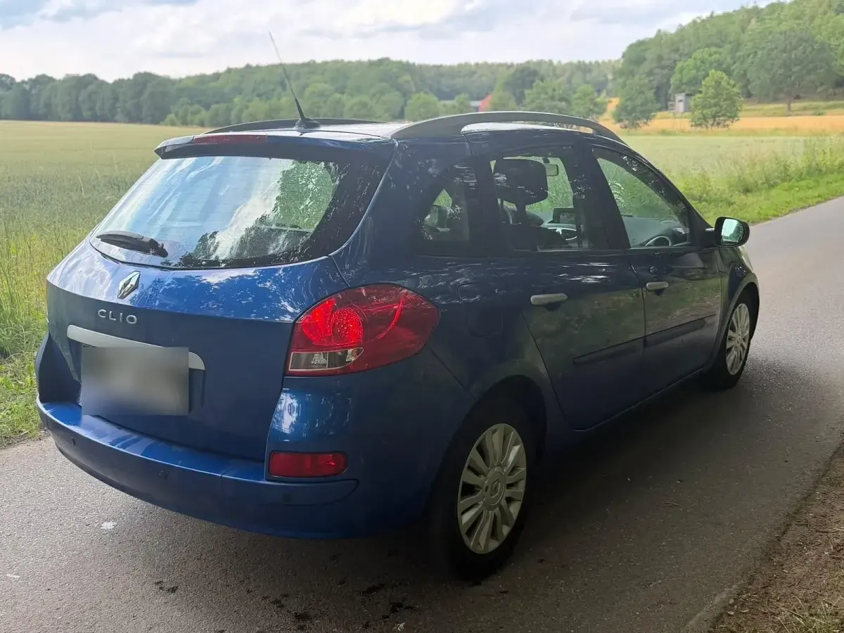 Gebraucht Renault Clio 75 PS (55 kW) 2011 Blau Kombi