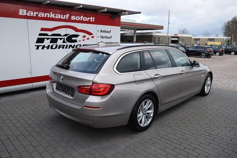 Gebraucht BMW 530 258 PS (189 kW) 2011 Silber Kombi