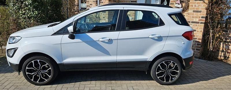 Gebraucht Ford Ecosport Cool & Connect 101 PS (74 kW) 2020 Weiß SUV
