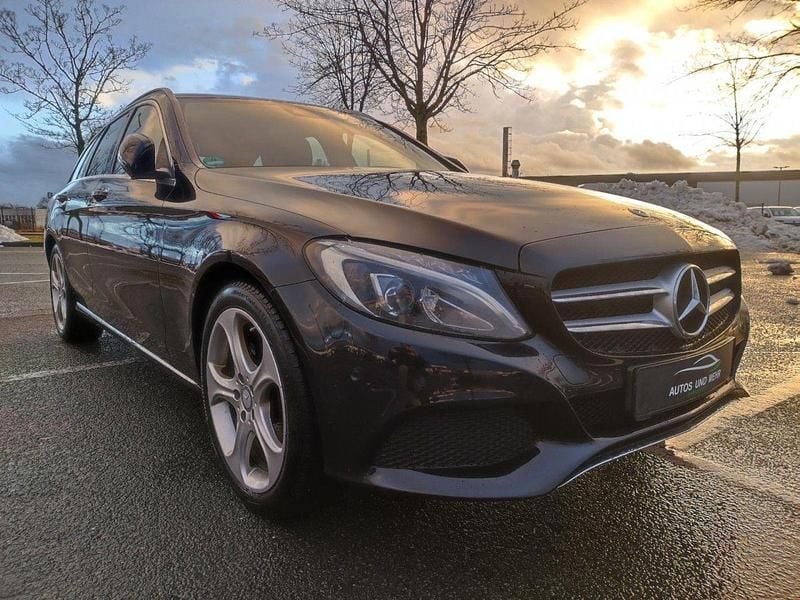 Gebraucht Mercedes C200 Avantgarde 184 PS (135 kW) 2015 Schwarz Kombi