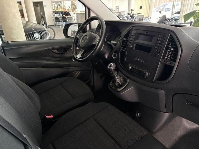 Second-hand Mercedes Vito 102 CP (75 kW) 2020 Alb Van