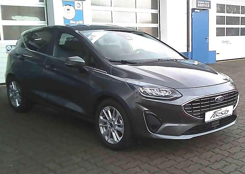 Gebraucht Ford Fiesta Titanium 101 PS (74 kW) 2023 Magneticgraumetallic Limousine