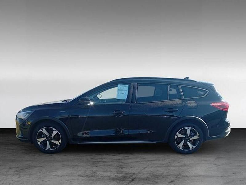 Gebraucht Ford Focus Active X 116 PS (85 kW) 2025 Schwarz Limousine