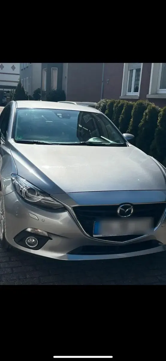 Używany Mazda 3 120 KM (88 kW) 2014 Szary Sedan/Limuzyna