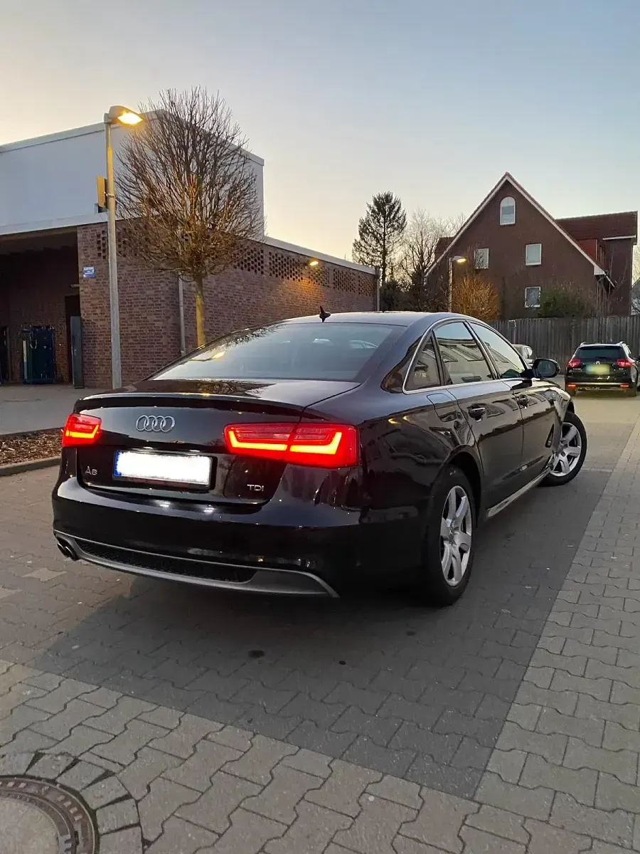 Gebraucht Audi A6 S-Line 177 PS (130 kW) 2012 Schwarz Limousine