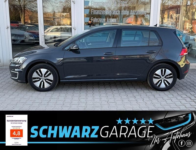 Gebraucht VW Golf 100 kW (136 PS) 2020 Grau Limousine