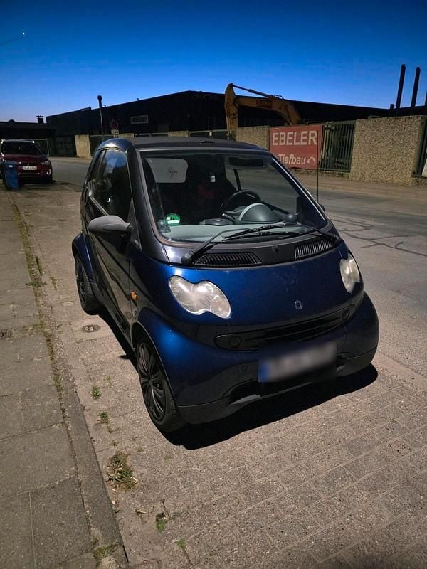 Używany Smart ForTwo Cabrio 61 KM (44 kW) 2004 Niebieski Kabriolet