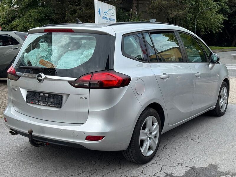 Gebraucht Opel Zafira Tourer Edition 131 PS (96 kW) 2015 Silber Van / Kleinbus
