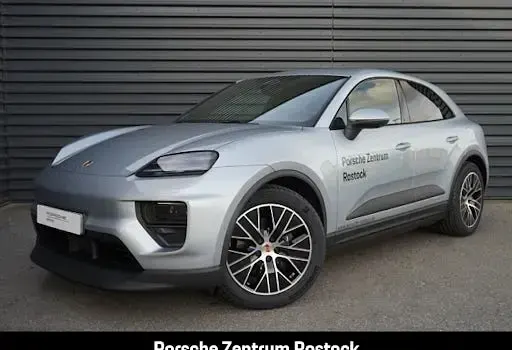 Gebraucht Porsche Macan 300 kW (408 PS) 2026 Dolomitsilbermetallic SUV