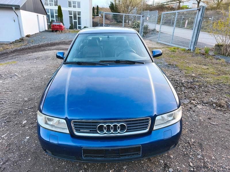 Gebraucht Audi A4 Sport 150 PS (110 kW) 2000 Blau Limousine