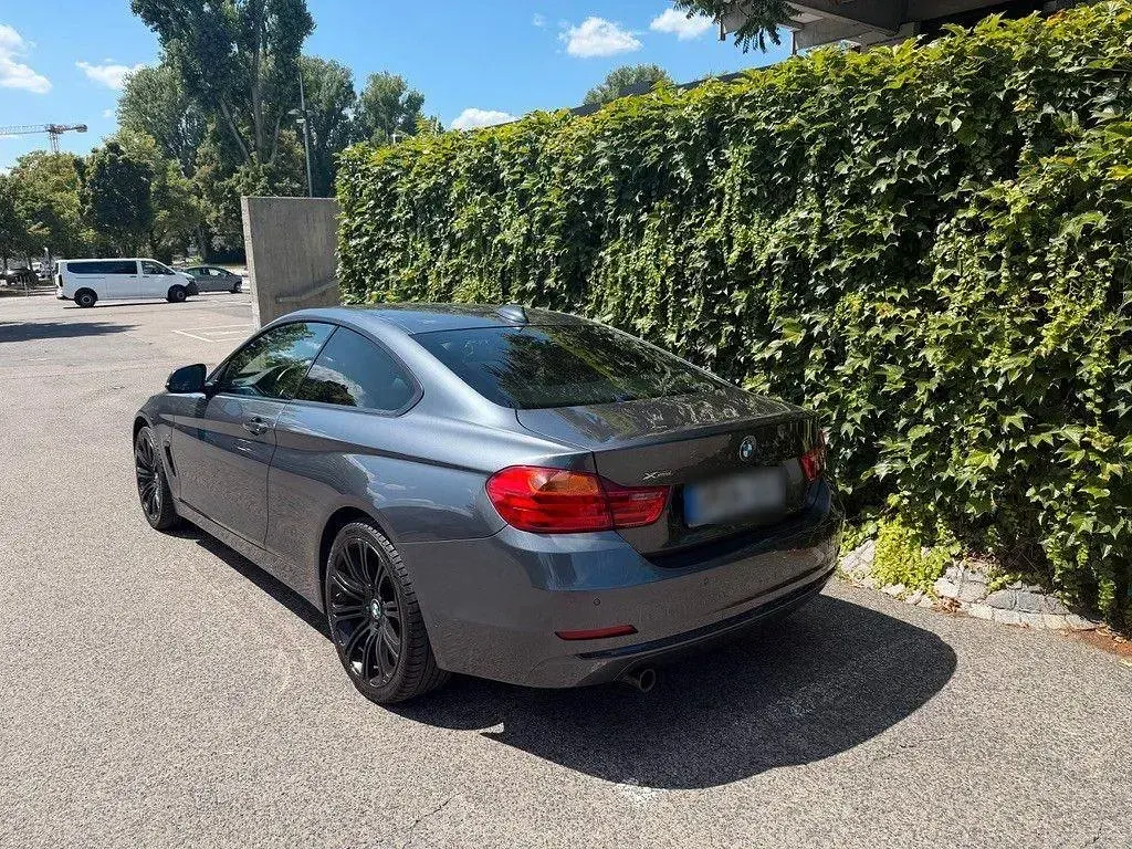 Gebraucht BMW 420 Coupé Sport Line 184 PS (135 kW) 2015 Grau Coupé