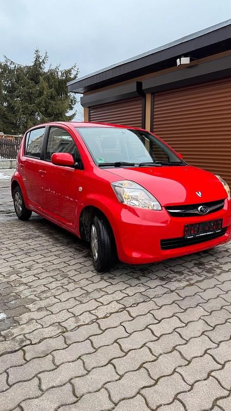 Gebraucht Subaru Justy 69 PS (50 kW) 2010 Rot Kleinwagen