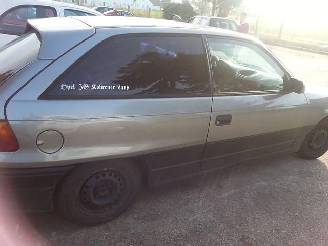 Gebraucht Opel Astra 71 PS (52 kW) 1995 Gold Limousine