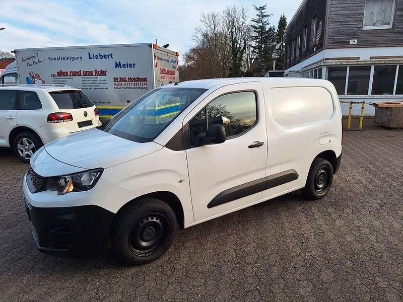 Gebraucht Peugeot Partner 75 PS (55 kW) 2019 Weiß Van / Kleinbus