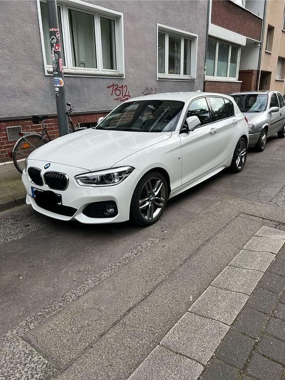 Weiß Gebraucht 2016 BMW 118 M Sport Kleinwagen | 12.990 € (Guter Preis) - Bild 1/4