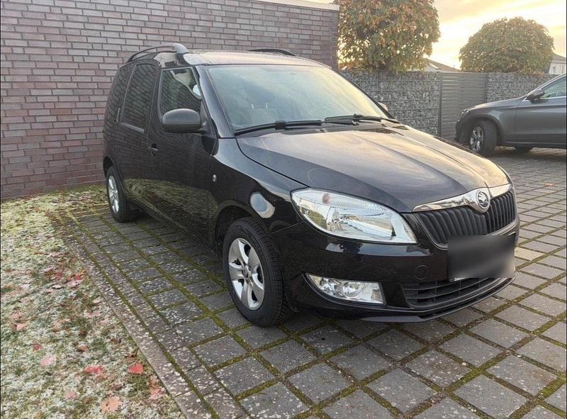 Gebraucht Skoda Roomster 69 PS (50 kW) 2013 Schwarz Van / Kleinbus
