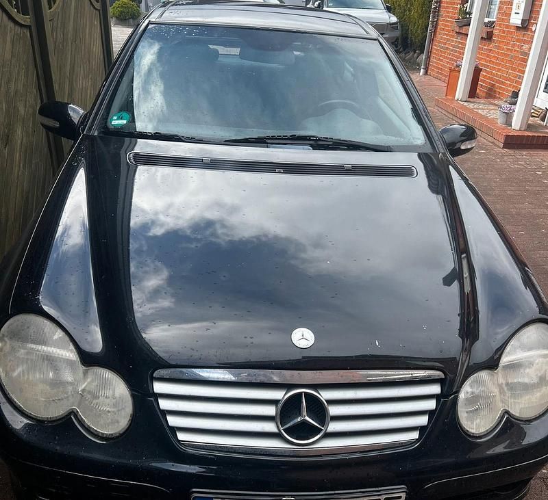 Gebraucht Mercedes 200 163 PS (119 kW) 2003 Schwarz Coupé