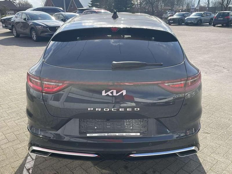 Neu Kia ProCeed GT-Line 140 PS (102 kW) 2025 (h8g) dark penta metal m Kleinwagen