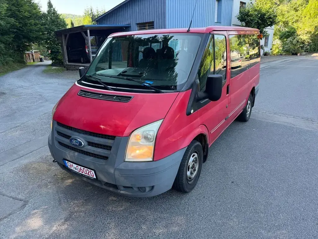 Gebraucht Ford Transit 101 PS (74 kW) 2009 Racerot Kombi