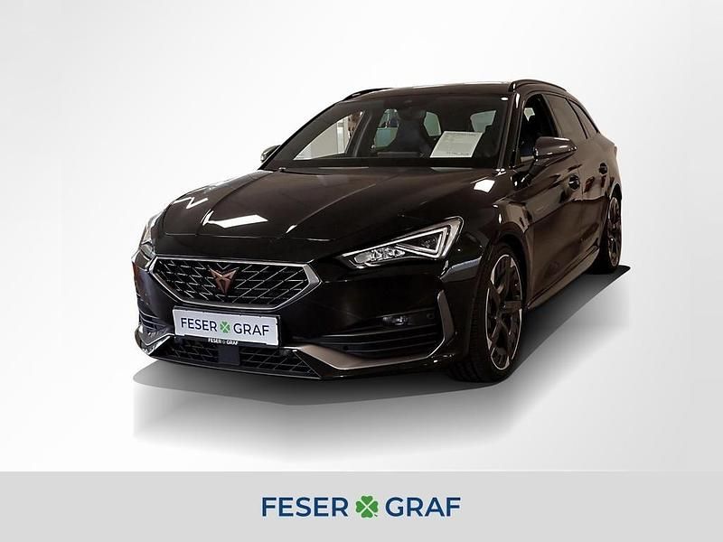 Midnight schwarz metallic Gebraucht 2022 Cupra Leon VZ Kombi | 33.780 € (Etwas zu teuer) - Bild 1/4