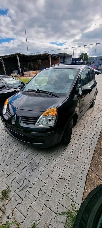Schwarz Gebraucht 2004 Renault Modus Van / Kleinbus | 1.800 € (Fairer Preis) - Bild 1/4