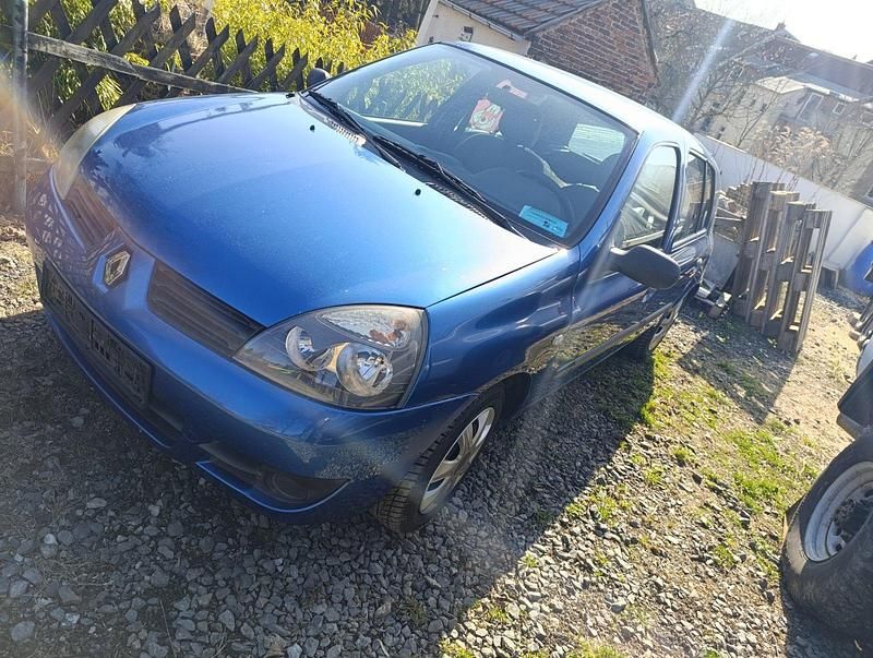 Gebraucht Renault Clio II 75 PS (55 kW) 2005 Blau Kleinwagen