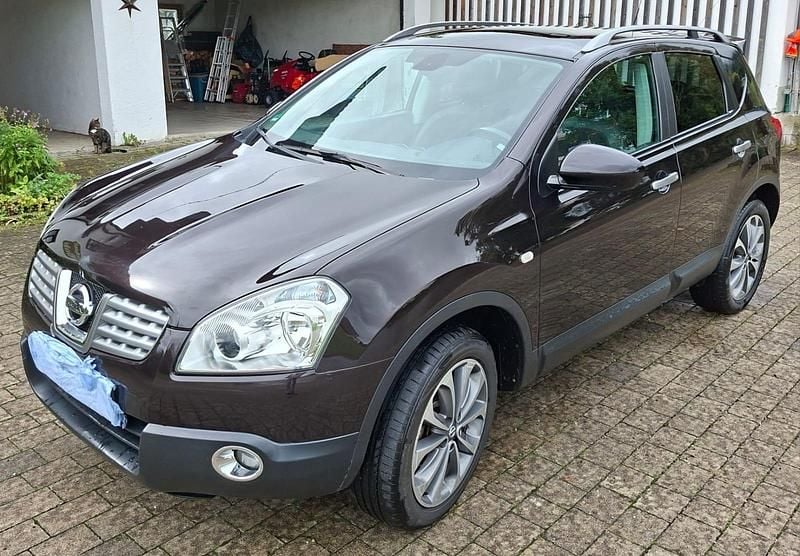 Violet Gebraucht 2010 Nissan Qashqai SUV | 5.450 € (Guter Preis) - Bild 1/4