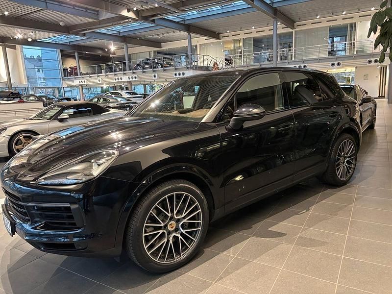 Schwarz Gebraucht 2019 Porsche Cayenne SUV | 63.900 € (Guter Preis) - Bild 1/4